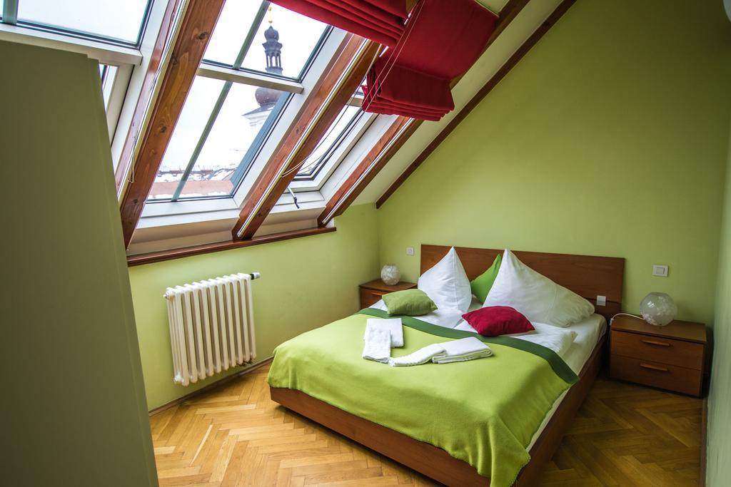 Apartmán Ruterra Red Roofs View With Garage Praha Exteriér fotografie